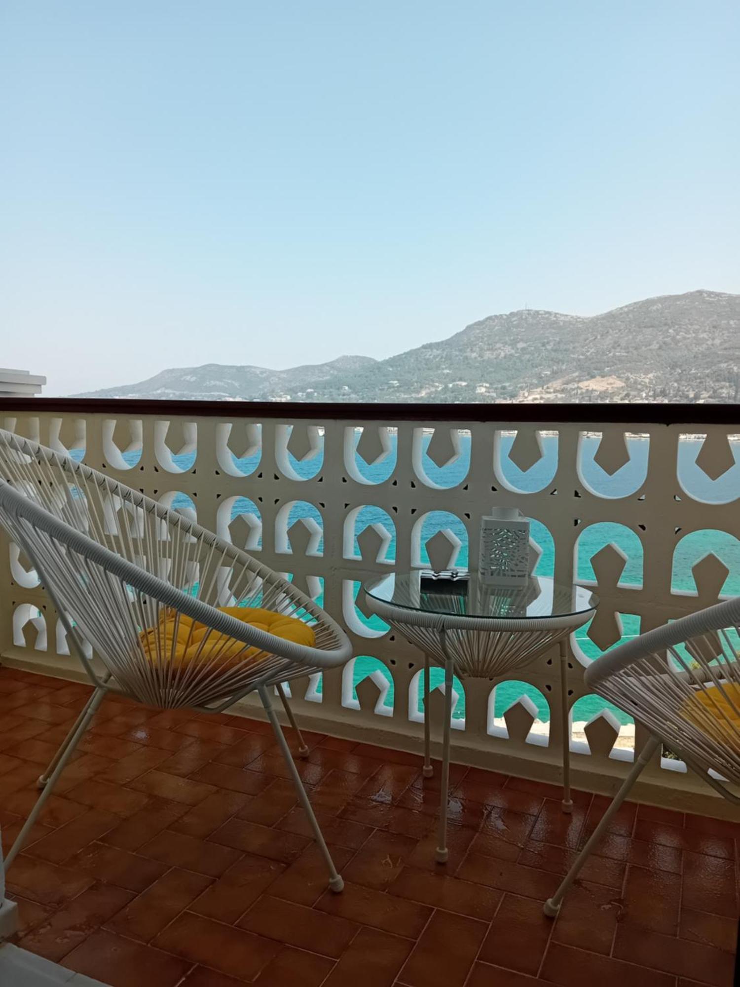 Piccolino * Samos Town